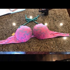 Bombshell Victoria secret swim suit top